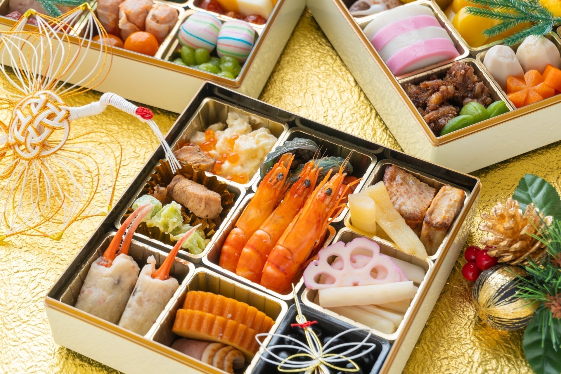 おせち料理の蒲鉾と伊達巻の意味とは?紅白の由来とおすすめ蒲鉾3選