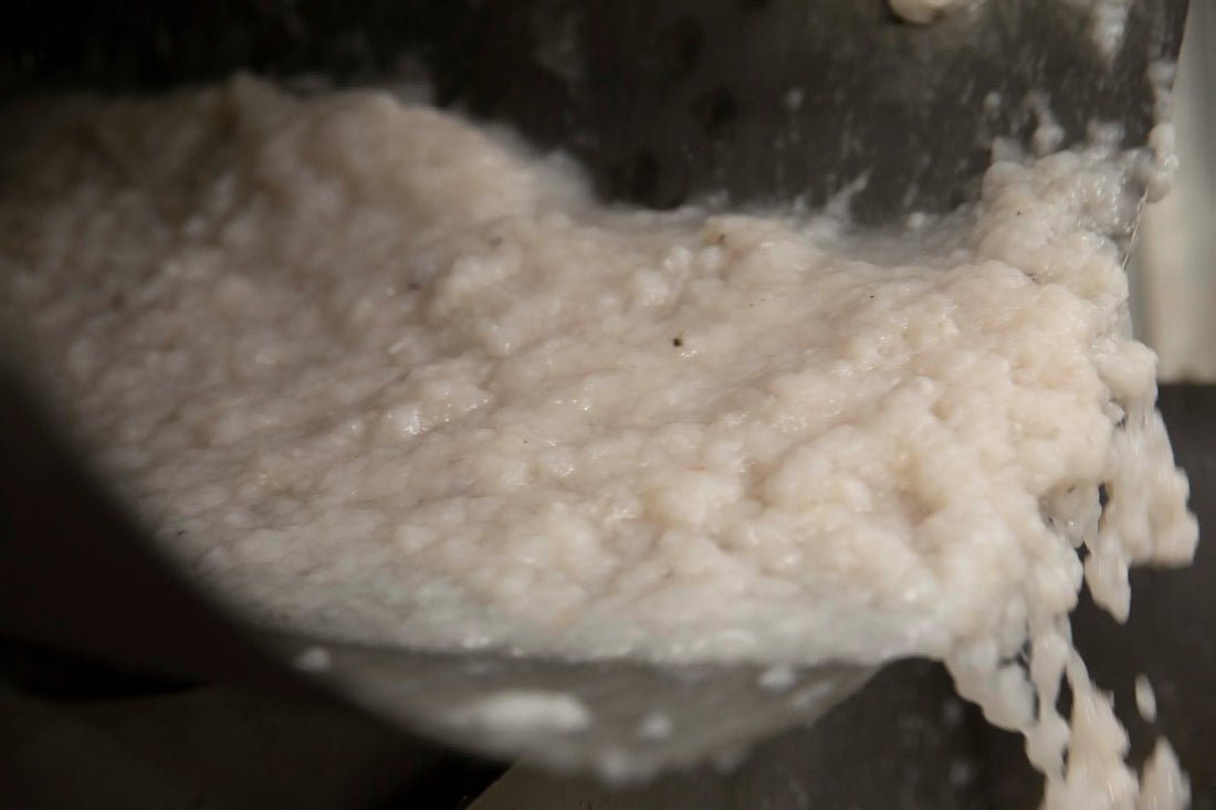 軟水と硬水の違いとは？すり身の美味しさは「水」で決まる。