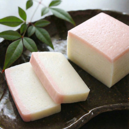 博多懐石かまぼこ〈紅〉｜鮮魚えそ100％・年末限定・手作り｜おせち・年越しそばに最適【冷蔵】