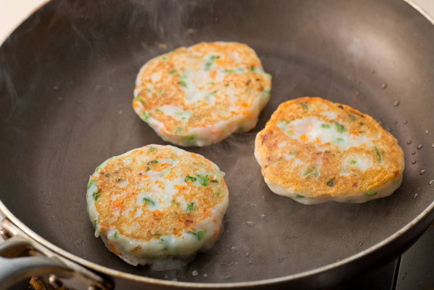 魚型えそ生すり身（絞り袋150g）｜時短・ふわふわ食感・保存料なし【博水】